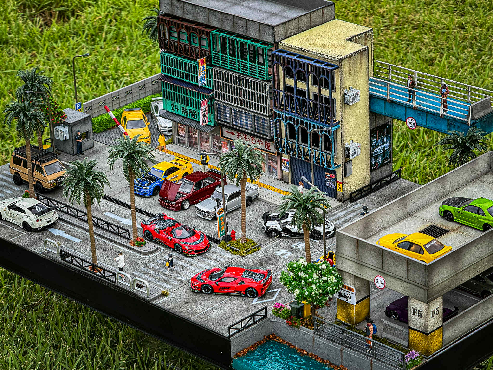 Diorama City of Racing Cars scale 1:64