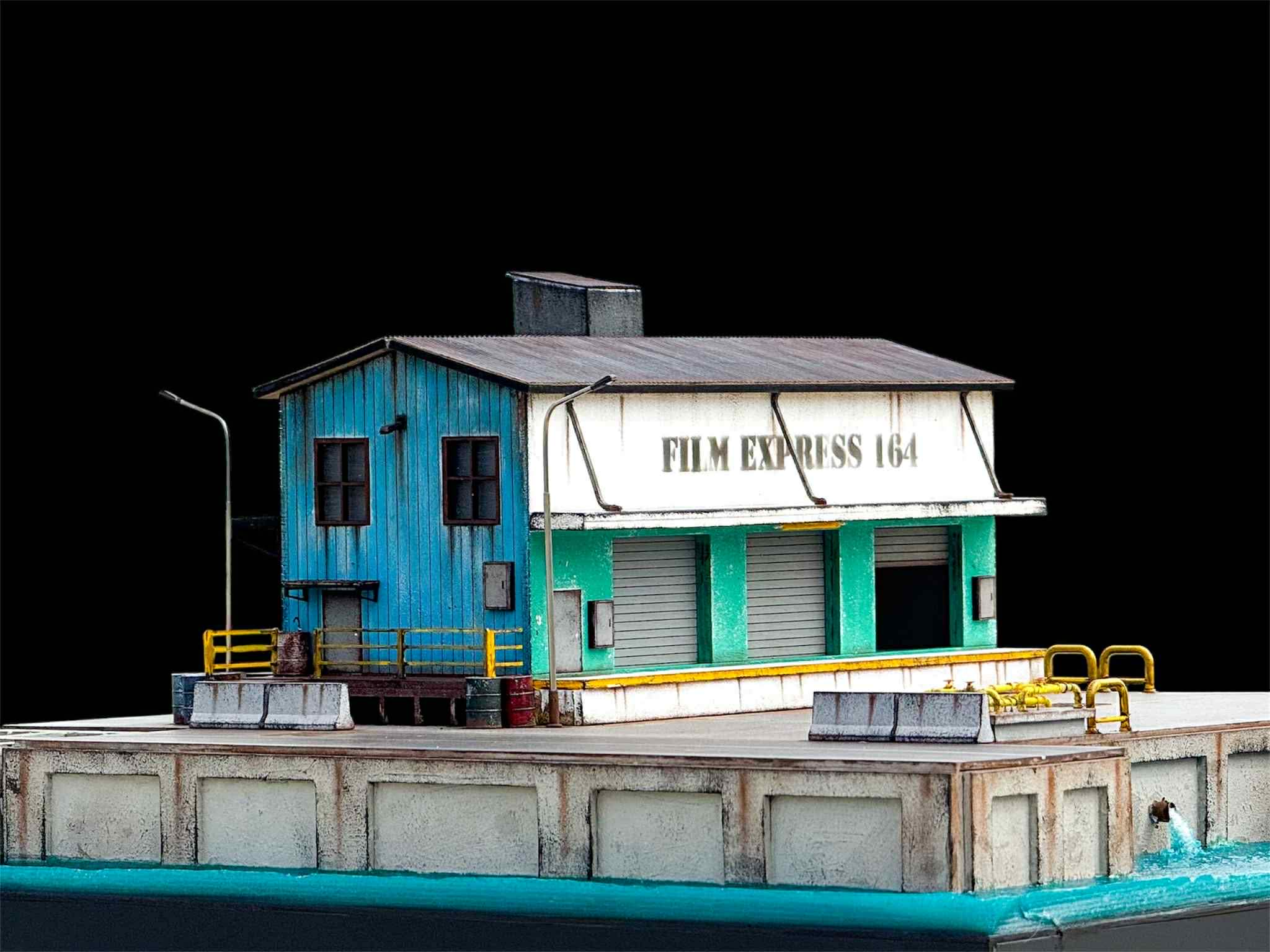 Diorama Express warehouse scale 1:64