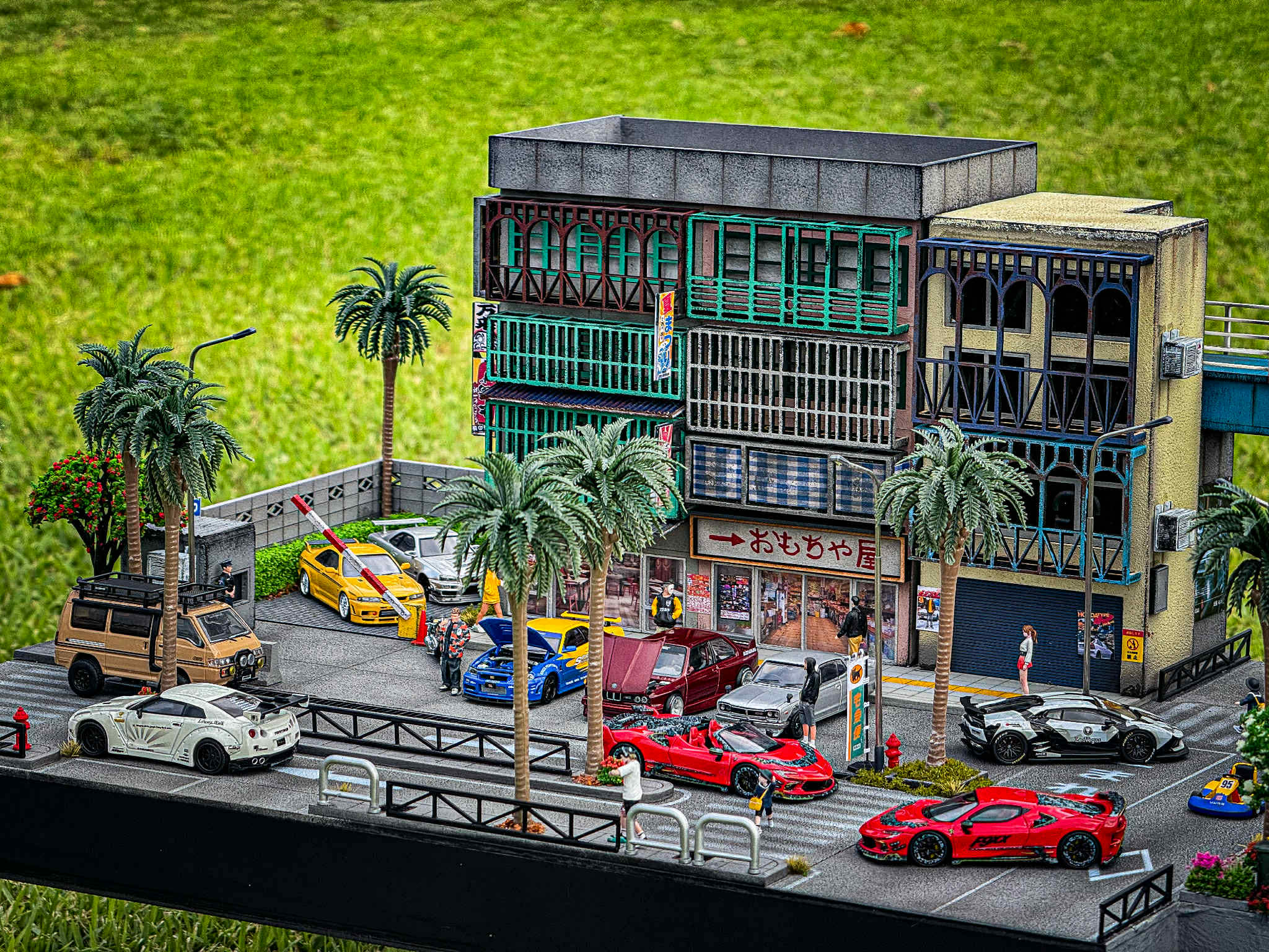 Diorama City of Racing Cars scale 1:64