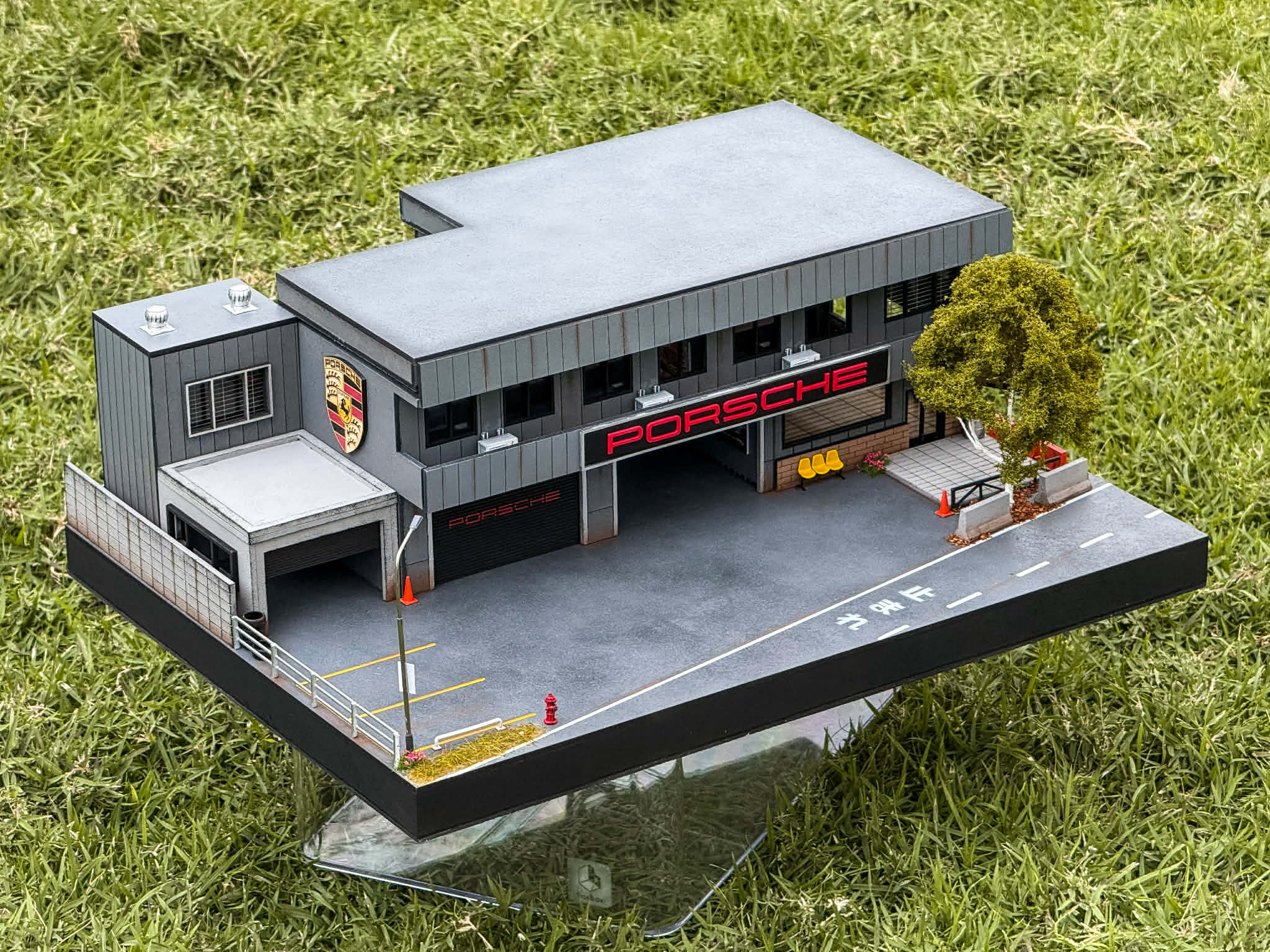 Diorama PORSCHE scale 1:64