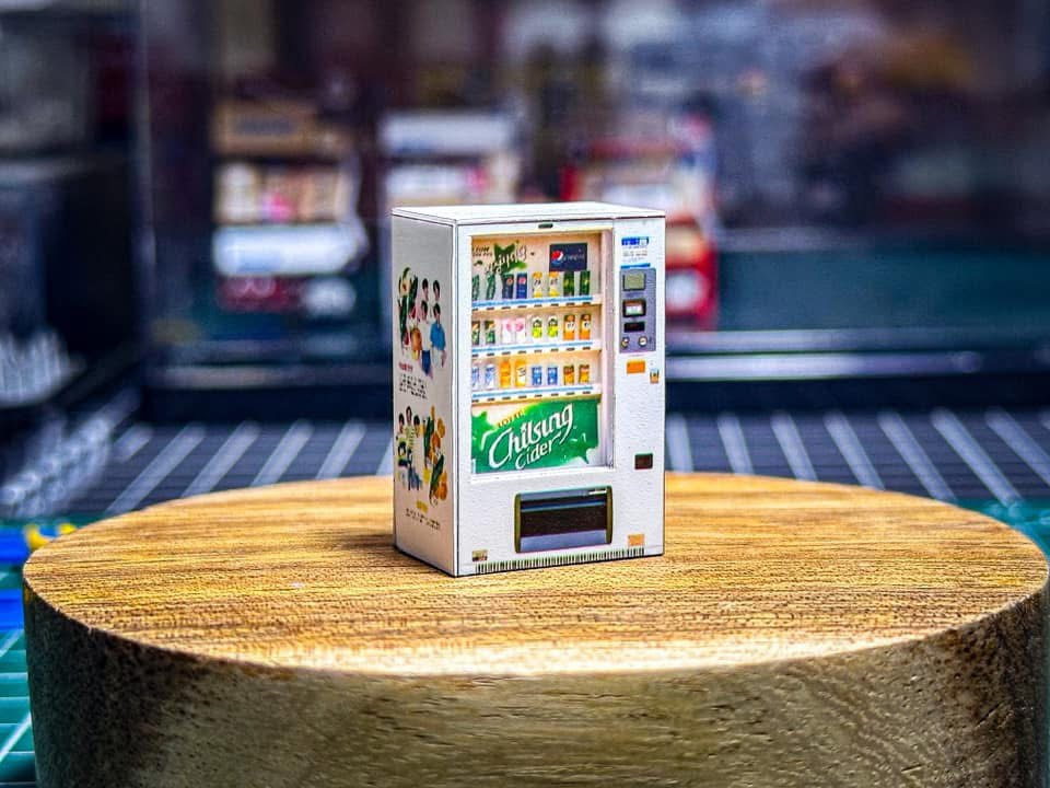 Automatic water dispenser