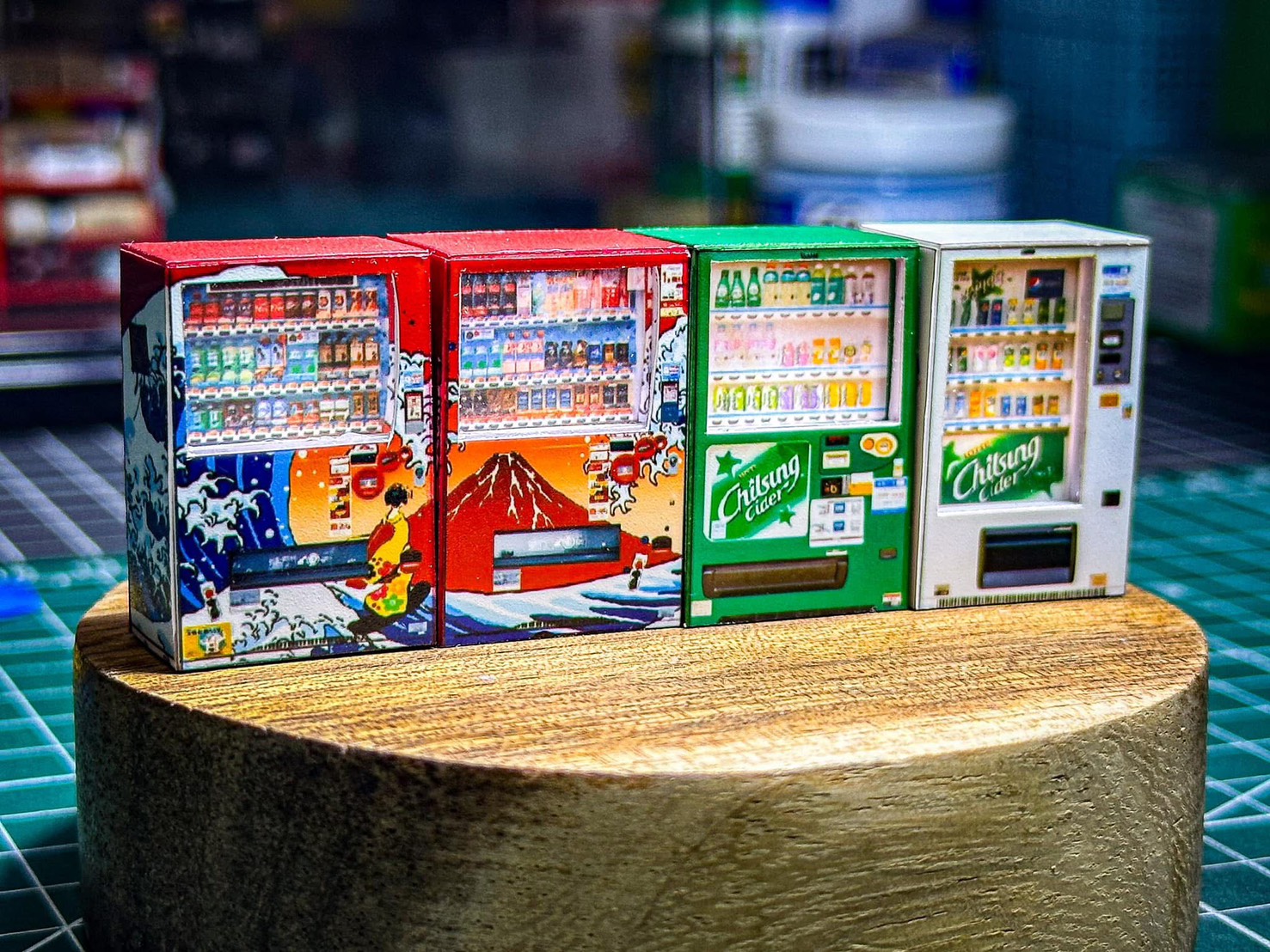 Automatic water dispenser