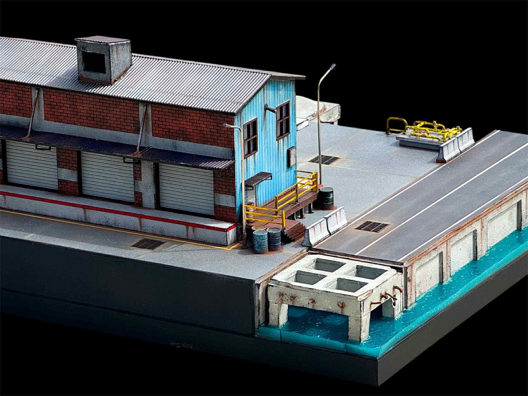Diorama Express warehouse scale 1:64